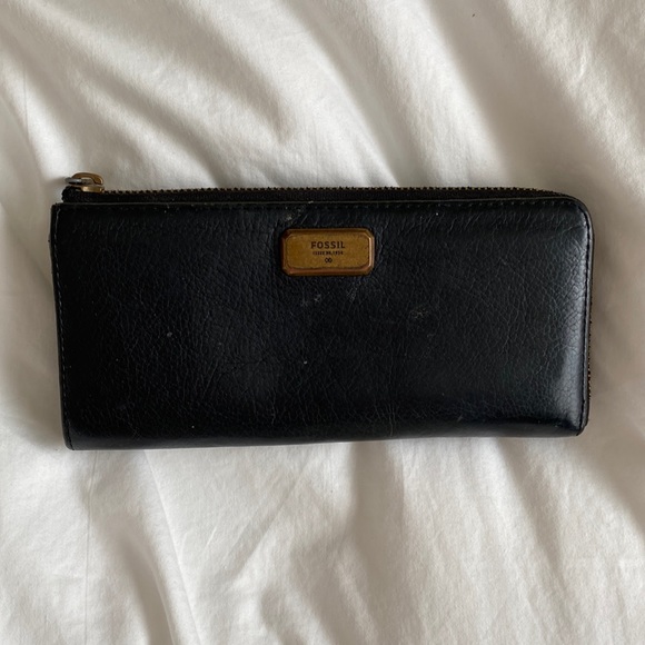Fossil Handbags - Fossil Emerson Large Zip Wallet